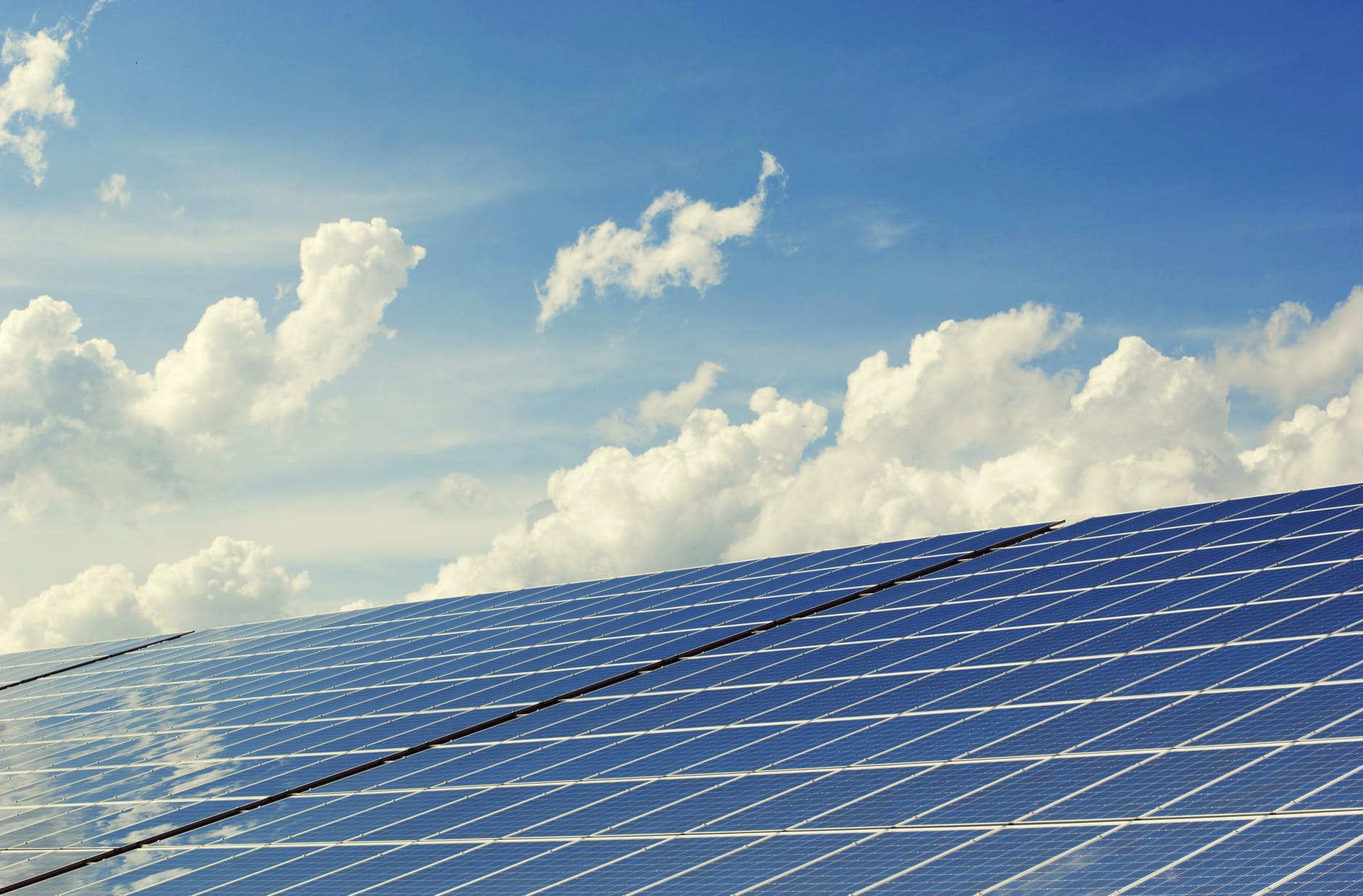 What are the benefits of solar rooftop ?